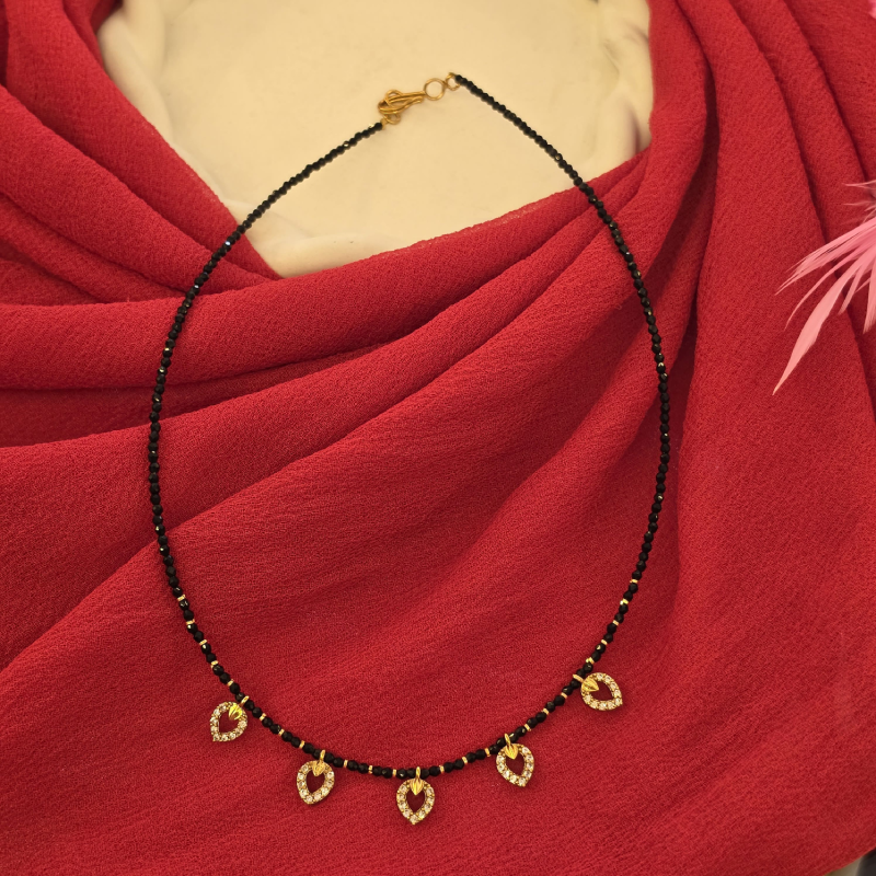 Black Beads Short Chain BBSC-010